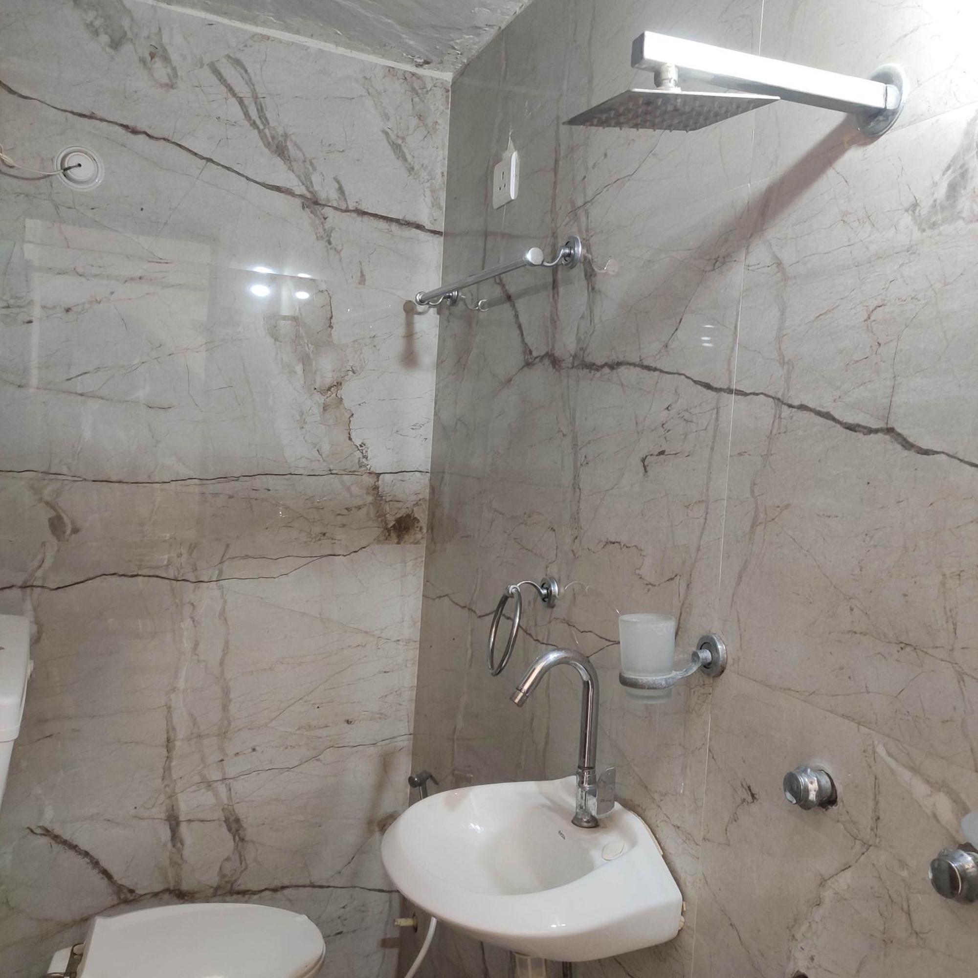 Ira Homestay Mathura - Divine Spiritual Stay Quarto foto